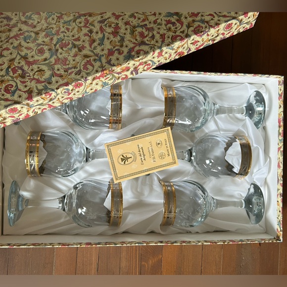 Cristalleria F.LLi Fumo Gold Trim Wine Glasses - Set of 6 in Box - Picture 14 of 17